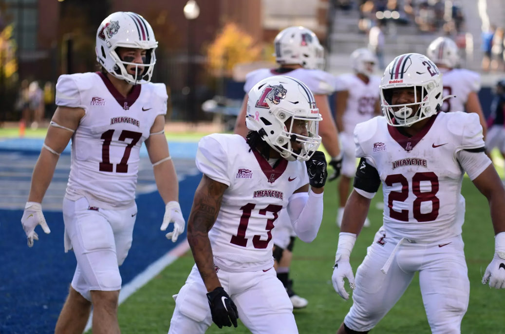 Grateful to receive a division 1 offer from Lafayette College!  Thank you ⁦<a href="/CoachRoeder/">Ryan Roeder</a>⁩ for reaching out. <a href="/CoachJ_Adkins/">Josh Adkins</a> ⁦<a href="/CoachTBarr/">#BESTAVAILABLE</a>⁩ ⁦<a href="/CoachSeumalo/">Andrew Seumalo</a>⁩ ⁦<a href="/LafColFootball/">Lafayette Football</a>⁩ ⁦<a href="/Coach__Trox/">John Troxell</a>⁩