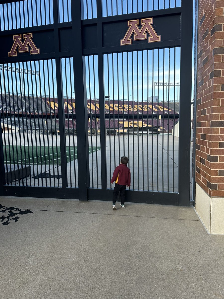 My oldest had a blast! Asked him what he wanted to do after practice and he said, “go to the stadium” 〽️🚣🔜