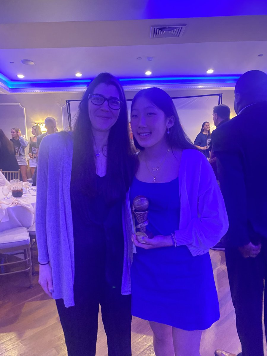 Congrats to Ella Moon for earning All Conference!!