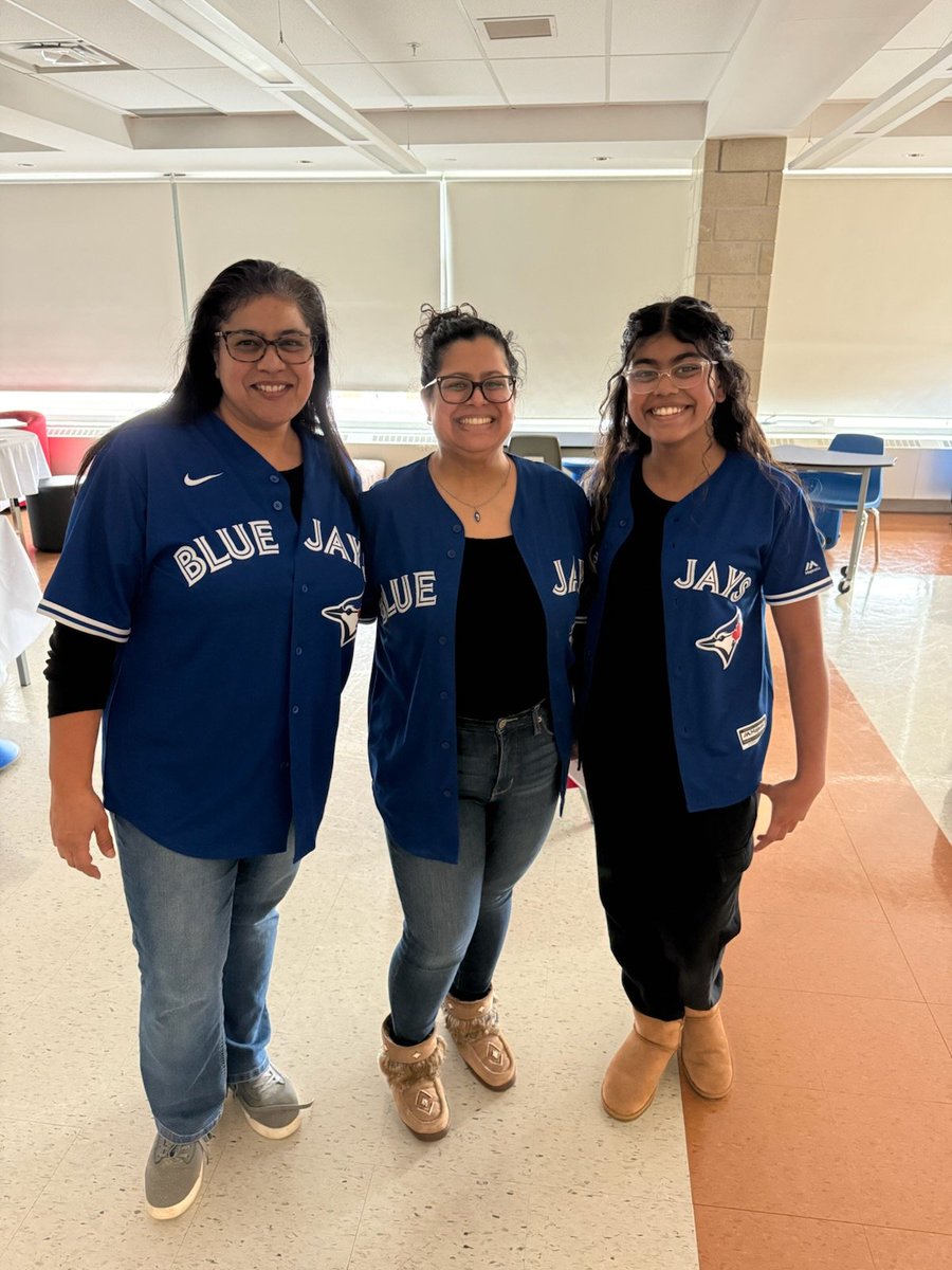For Literary Duo Day, we created our own futuristic fairytale where the Toronto Blue Jays win the World Series ⚾🏆🎉 I'm always so hopeful!