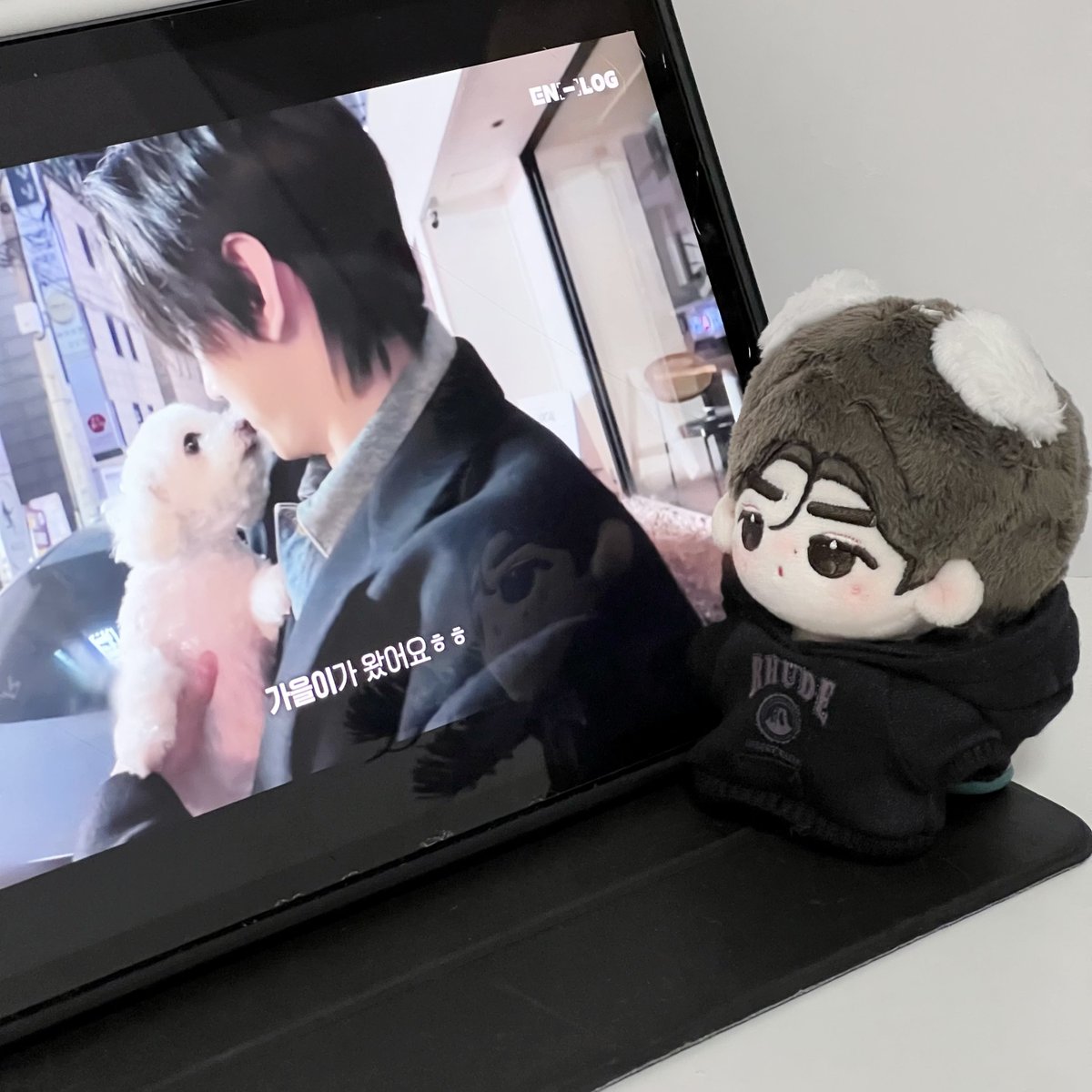 monghoon1208's tweet image. 👀👀

#엔하이픈 #성훈 
#ENHYPEN #SUNGHOON #ソンフン