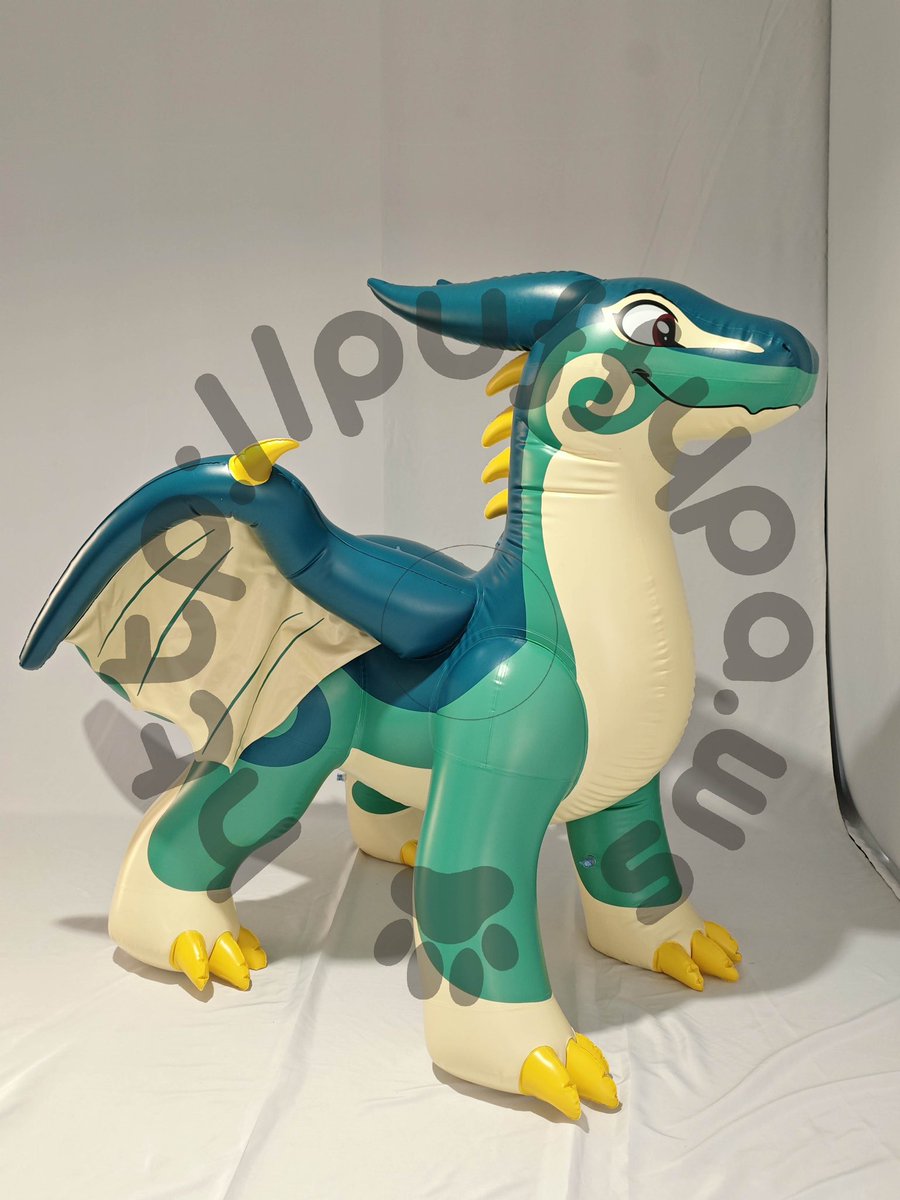 PuffyPawsToys's tweet image. Here are the zenith prototypes for the jade & icy blue versions! They look so great! 🎉
We will fix the wing angle, use lapped seams on them & the dark blue will look better with silkscreening. For a complicated toy prototype, we’re extremely happy! 🤗