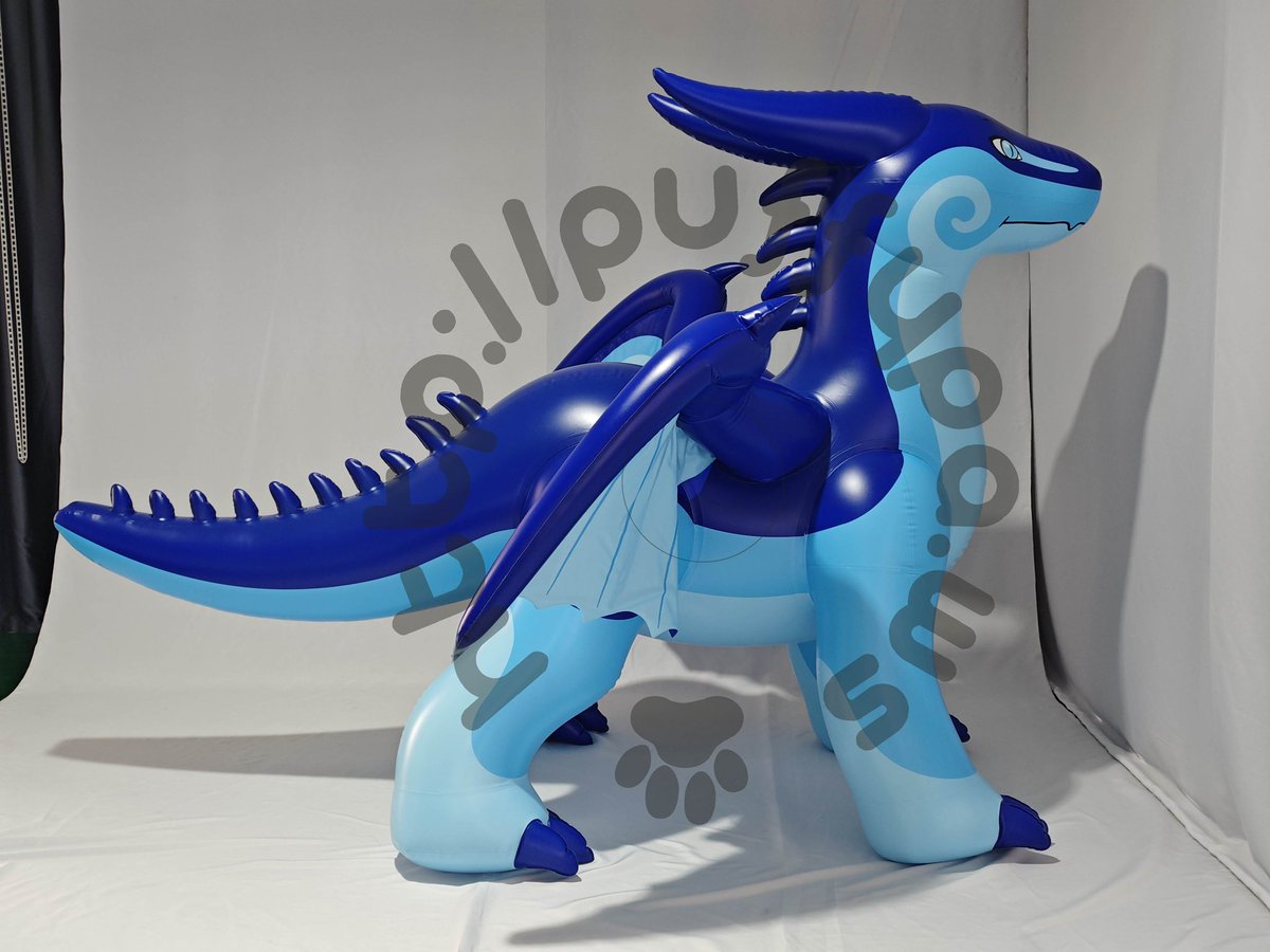 PuffyPawsToys's tweet image. Here are the zenith prototypes for the jade & icy blue versions! They look so great! 🎉
We will fix the wing angle, use lapped seams on them & the dark blue will look better with silkscreening. For a complicated toy prototype, we’re extremely happy! 🤗