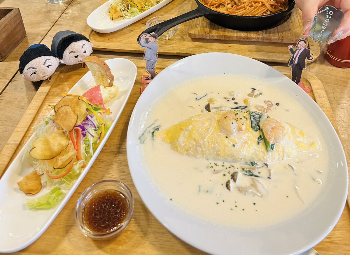 taniko_taniko_'s tweet photo. 念願の初 #クラップダイニング 行ってきた🥹✨✨美味しかったですーー😋✨
お忙しいのに席変えてくれたりありがとうございました🙇‍♀️
ぜひまた行きたいですーー🥰

#聖地巡礼
#clapdining https://t.co/tYi1xNw4PH