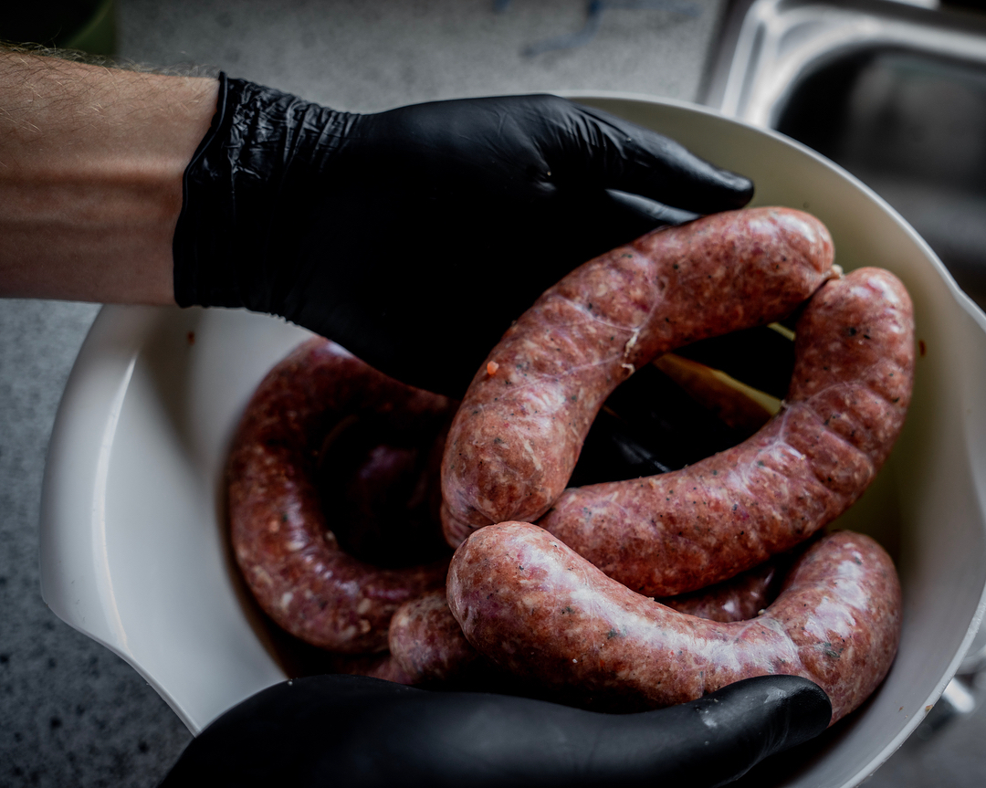 RidgeOakClub's tweet photo. Wild hog met kitchen hog this weekend—Maxi and his dad turned 9kg of meat into fresh bratwursts. First time makin’ ’em ourselves, and man… totally worth it. #WildHog #Bratwurst #HomeCooking #MeatProcessing https://t.co/TPuWubNOzC