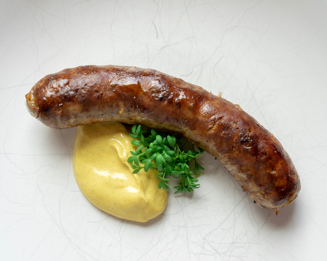 RidgeOakClub's tweet photo. Wild hog met kitchen hog this weekend—Maxi and his dad turned 9kg of meat into fresh bratwursts. First time makin’ ’em ourselves, and man… totally worth it. #WildHog #Bratwurst #HomeCooking #MeatProcessing https://t.co/TPuWubNOzC