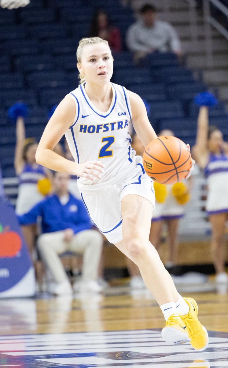 Hofstra Women’s Basketball (@hofstrawbb) on Twitter photo Congratulations to Emma Von Essen (<a href="/emmavonessen/">Emma Von Essen</a>) for earning <a href="/CollSportsComm/">College Sports Communicators</a> Academic All-District! 📚🏀🦁
#PrideOfLI Congratulations to Emma Von Essen (<a href="/emmavonessen/">Emma Von Essen</a>) for earning <a href="/CollSportsComm/">College Sports Communicators</a> Academic All-District! 📚🏀🦁
#PrideOfLI