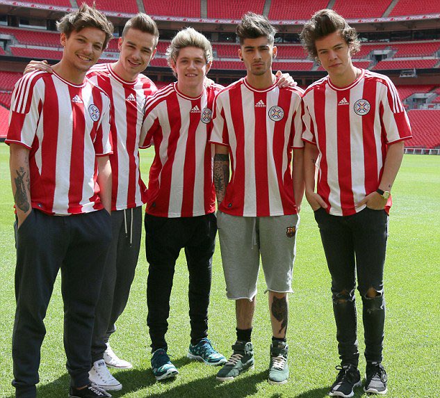 gracias one direction por esta remontada en especial a vos liam payne abrazo al cielo 🙏🏻