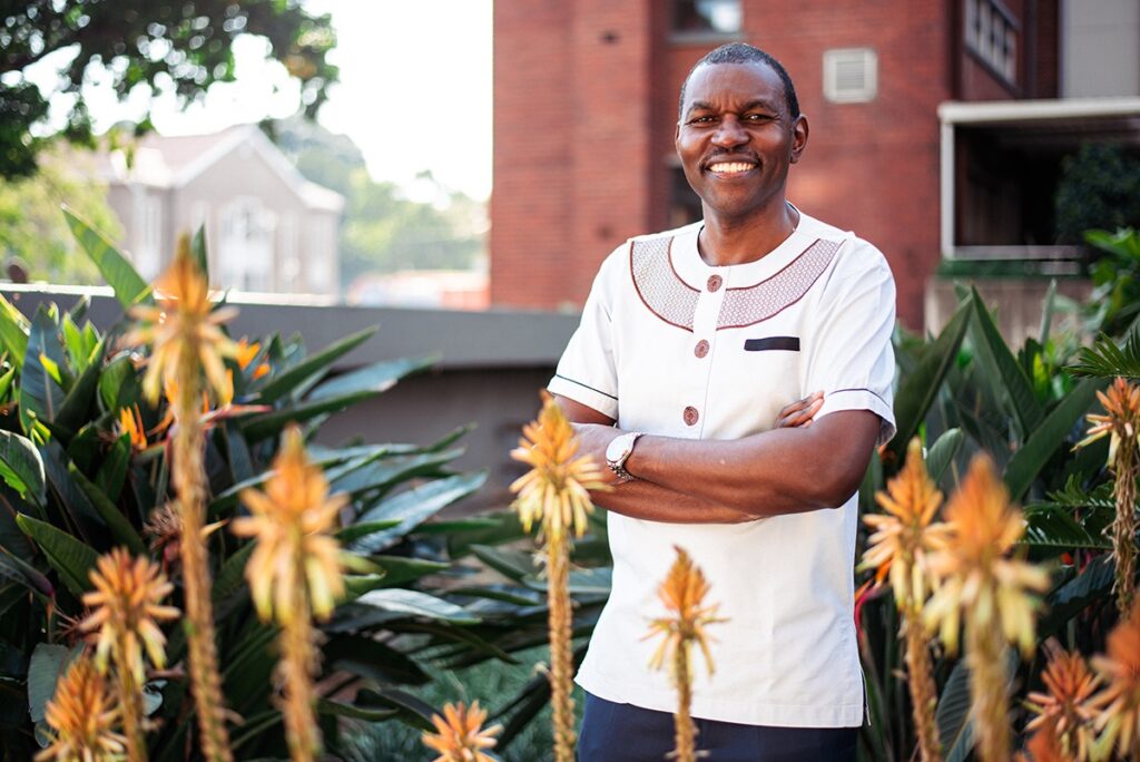 AFRICANDEMOC's tweet photo. A ground-breaking HIV cure trial conducted in Durban, South Africa, has demonstrated promising results in achieving antiretroviral therapy (ART)-free virus control. A first for Africa, the HIV cure trial shows that 20% of trial participants remain off ART and are virally suppressed after one-and-a-half years. Results provide insights toward the development of future HIV cure approaches.

The results of the study were presented at the 2025 Conference on Retroviruses and Opportunistic Infections (CROI), in San Francisco, USA.

The study tested a promising HIV treatment approach called combination immunotherapy. The goal was to either eliminate or reduce hidden traces of HIV in the body so the immune system could keep the virus in check without the need for lifelong medication.

In the study, the first HIV cure clinical trial in Africa, the researchers treated participants with antiretrovirals very soon after they acquired HIV. Once the virus was controlled by ART, they administered powerful immune-boosters – which helps the immune system fight the virus more effectively. Under close medical supervision, participants then stopped ART to see if their bodies could control the virus on their own.

Twenty women were enrolled in the trial – a significant milestone because women are a group disproportionately affected by HIV yet are often underrepresented in cure-related research. The trial results show that 30% of participants (six out of 20) were able to stay off HIV treatment for nearly a year, and 20% (four participants) remained off treatment until the trial ended at 55 weeks. Even after the trial, these four individuals, who are still being closely monitored, have continued without medication for an average of 1.5 years.

UKZN’s Professor Thumbi Ndung’u who is also the director for basic & translational science at the Africa Health Research Institute, the Victor Daitz Chair and director of the SANTHE Programme, led the trial. He said, ‘While this treatment approach didn’t work for most participants, it is still a significant development in HIV cure research. Studying how the 20% managed to control the virus on their own will help scientists develop better HIV cure strategies, as well as work out ways to improve future treatments.’

‘This trial is also significant because it proves that complex HIV cure research can be successfully conducted in resource-limited settings where the need is greatest, and highlights the importance of including African populations in global scientific advancements.’

Professor Busisiwe Ncama, Deputy vice-chancellor and Head: College of Health Sciences said, ‘ Heartfelt congratulations to Professor Thumbi Ndung’u and his team on their groundbreaking achievement in HIV cure research—the first of its kind in Africa. Your pioneering study, which has shown that 20% of trial participants remain off ART and virally suppressed after one-and-a-half years, marks a significant milestone in the global fight against HIV. This extraordinary breakthrough not only brings hope to millions but also paves the way for future HIV cure strategies. Your dedication, innovation and unwavering commitment to to scientific excellence continues to inspire us all. We are immensely proud of your leadership and the impact of your work on healthcare both in South Africa and globally. On behalf of the UKZN community, I salute you for this remarkable success and look forward to seeing your research transform lives in the years to come.’

The research was led by the HIV Pathogenesis Programme at the University of KwaZulu-Natal, the Africa Health Research Institute, the Ragon Institute of Mass General, MIT and Harvard, and Gilead Sciences, Inc.