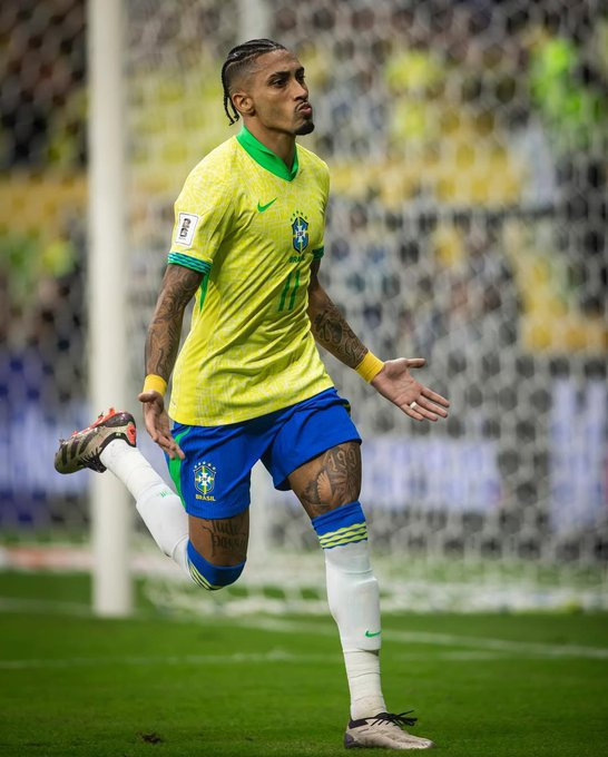 Raphinha se va para Brasil con el culo bien roto, nunca mas va a boquear