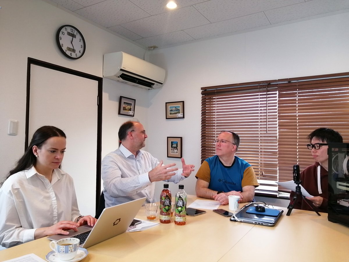 TechAceJP's tweet image. NoctuaのCEO ローランド氏との対談

この機会に質問や要望などなど、密なミーティングができました。またモッダーの関口氏との質疑応答タイム。
皆様、遠方からお越しいただきありがとうございました。
Thank you all for coming from far away.
We look forward to seeing you next time at Computex.