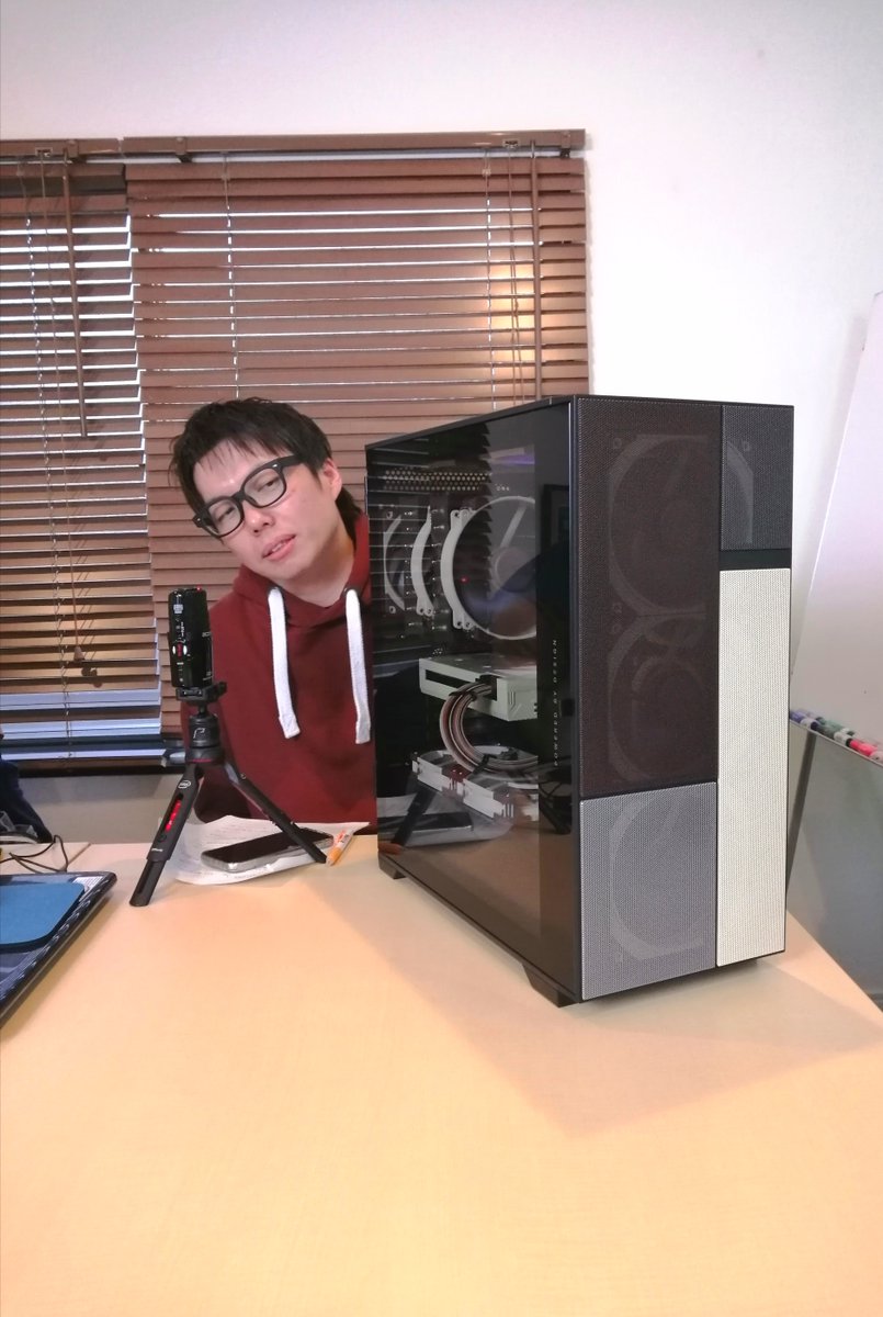 TechAceJP's tweet image. NoctuaのCEO ローランド氏との対談

この機会に質問や要望などなど、密なミーティングができました。またモッダーの関口氏との質疑応答タイム。
皆様、遠方からお越しいただきありがとうございました。
Thank you all for coming from far away.
We look forward to seeing you next time at Computex.