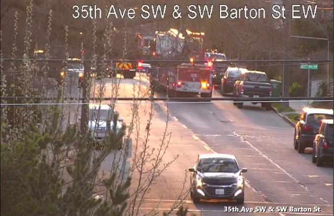 在第38 Ave SW＆39th Ave SW之间的SW Barton
