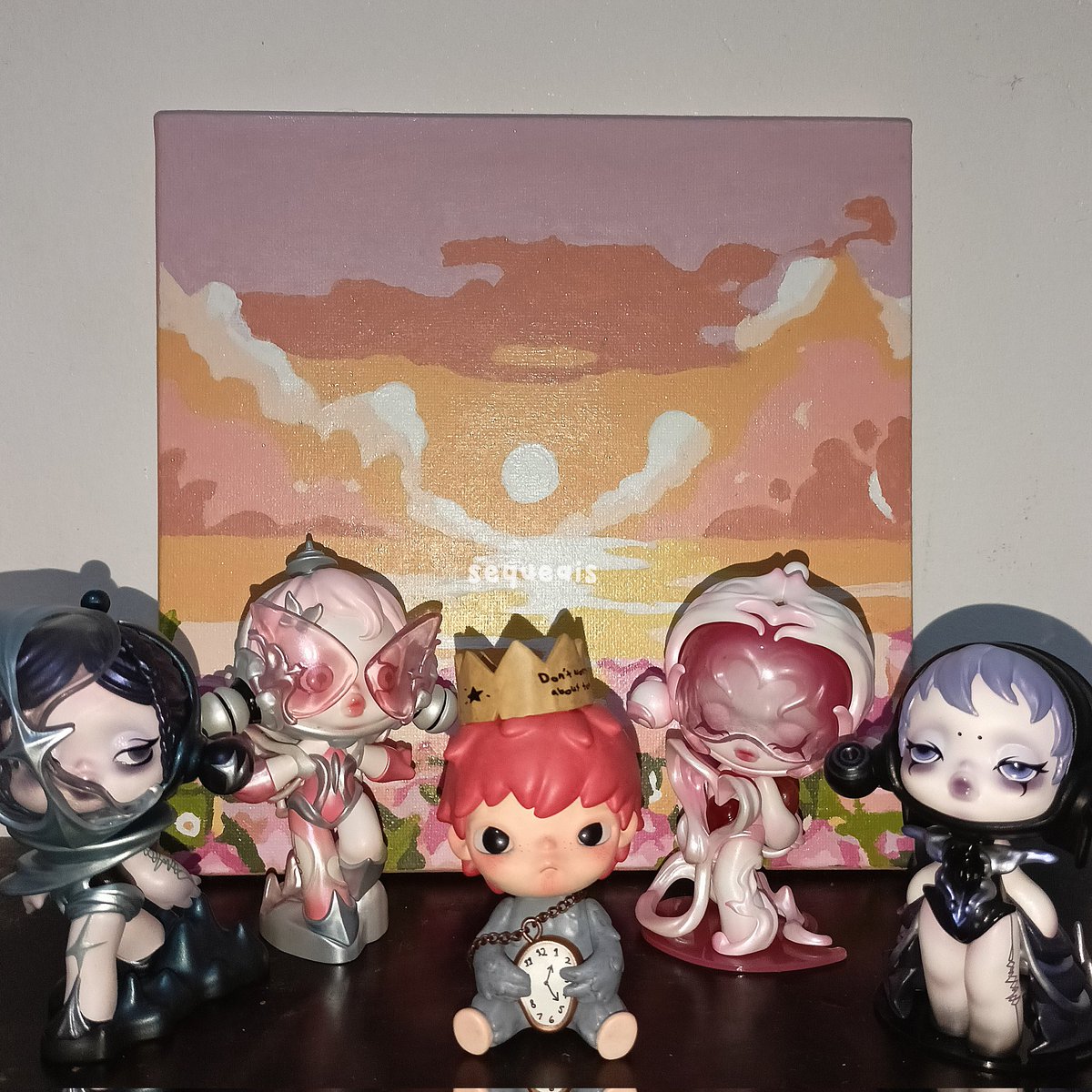 sequeais's tweet image. ͏ ͏
hi, i'm jaci! let's be moots 🙂‍↕️
👾 she her, 19

 ͏ ͏✮ sparks collector 
 ͏ ͏✮ for hirono and skullpanda!
 ͏ ͏✮ 2nd year psych student

like &amp;amp; rt to be moots! rrbyf. 💫

#hironotwt #skullpandatwt #bnstwt
 ͏ ͏