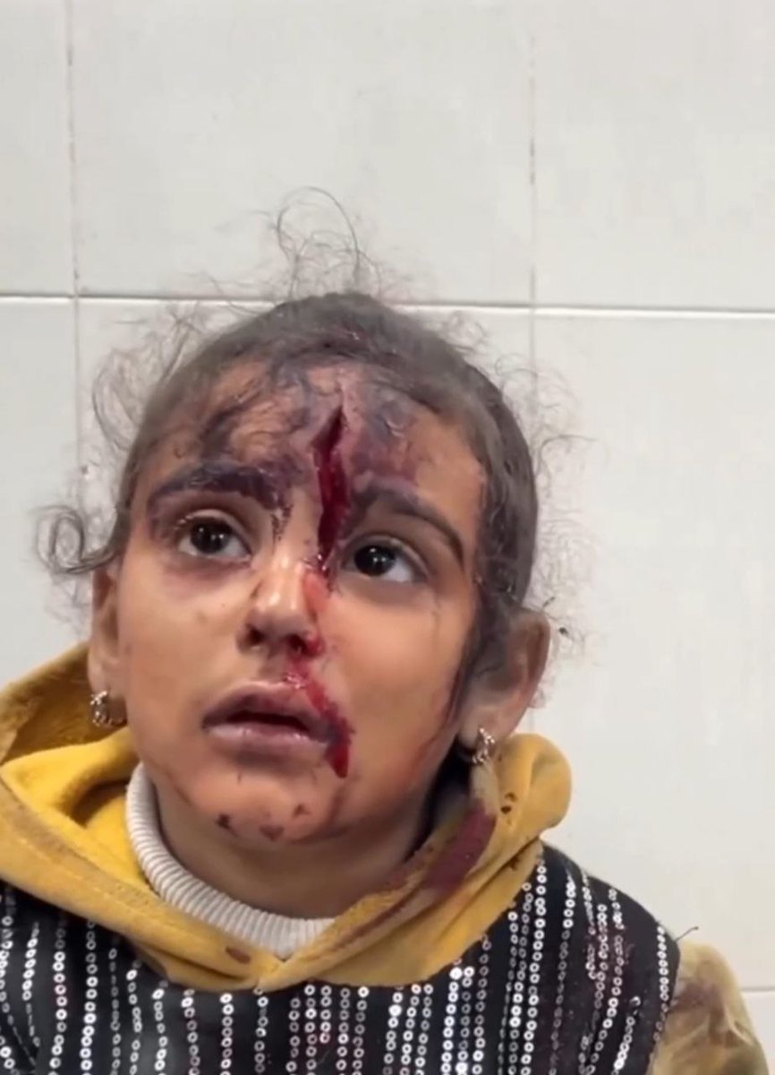 Nimet13's tweet photo. Gücü sadece küçük çocuklara yeten zavallı bir teröristtir İsrail..
Dilerim Allah'tan bu mübarek Kadir gecesinde İsrail'in yıkılışını görmek bize nasip olur... https://t.co/wUae2jdYEo