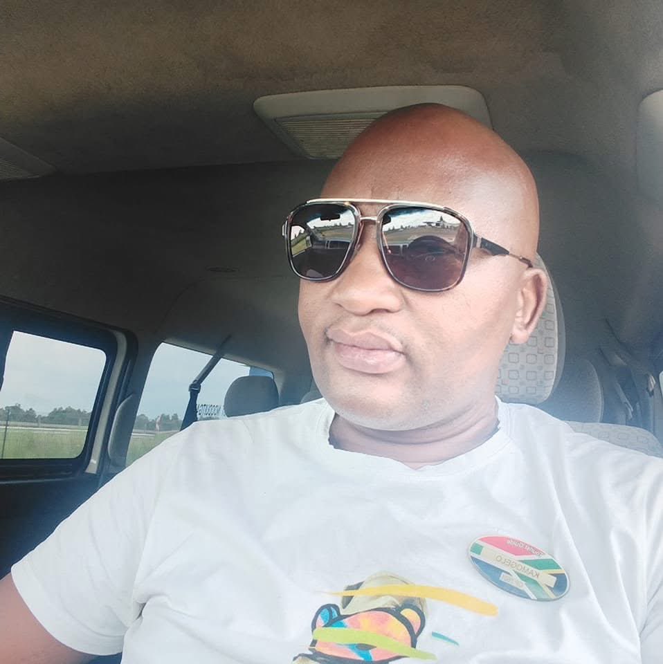 TraveloraTours's tweet photo. “They came for the history… but stayed for the vibes! 😎✨”

Explore the real South Africa with us—culture, history &amp; safaris in Joburg, Pretoria &amp; Cape Town! 🇿🇦🐘

Book your adventure today! 🌍 #CulturalTours #SafariVibes #ExperienceAuthenticity https://t.co/3FN2zr0Ago