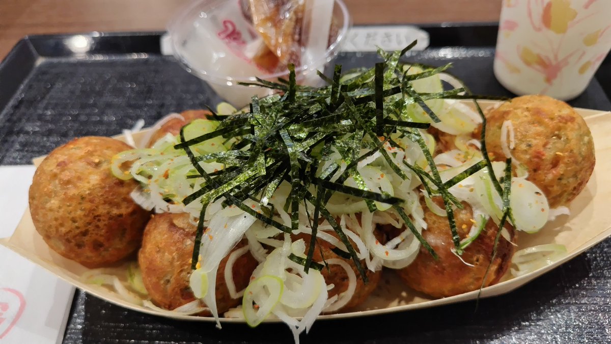 mikke0515's tweet image. イオンモールで
映画「少年と犬」を鑑賞！
感動！とても良かった〜(;_;)

その後、「銀だこ」へ！
「ねぎだこ」が最高に旨い！

#銀だこ
#ねぎだこ
#イオンモール
#少年と犬