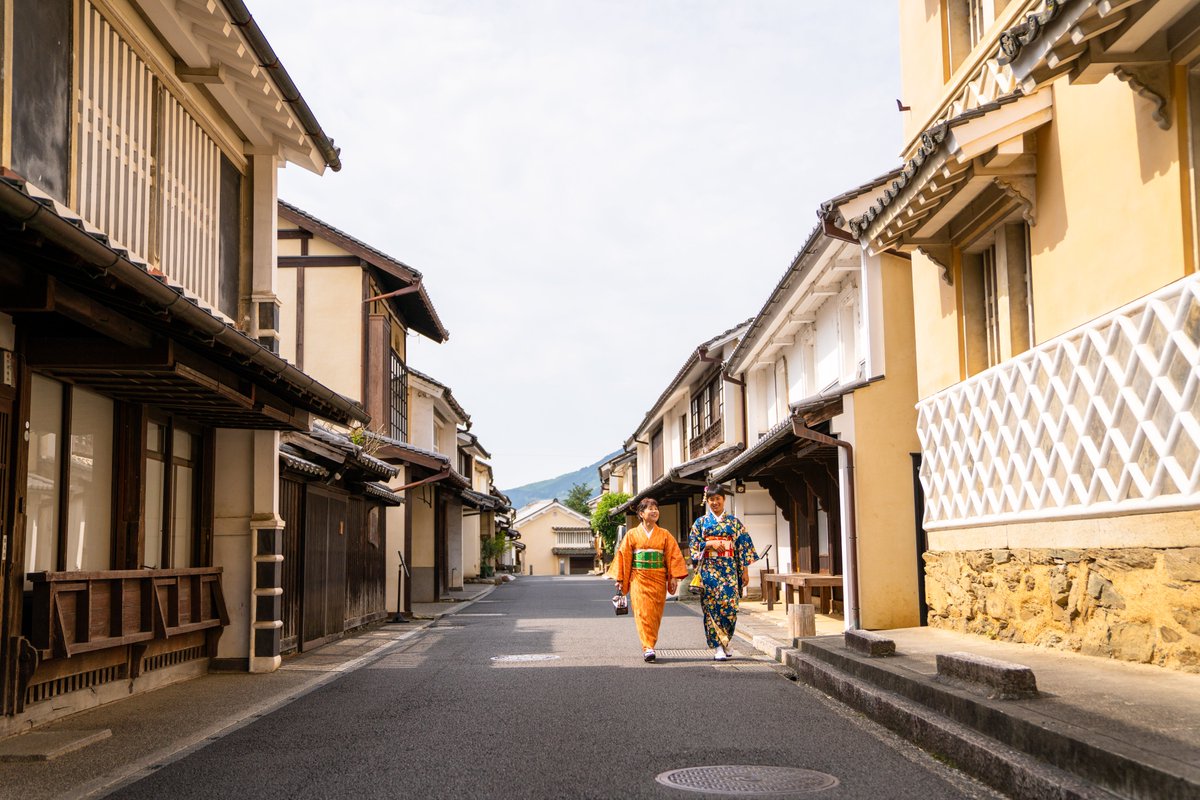 JapanTravel's tweet image. Discover Uchiko in #Ehime Prefecture, an ideal destination for those looking to experience Japanese culture! Stroll through historical streets, try traditional crafts, and enjoy local flavors.

➡️ Read our guide: en.japantravel.com/ehime/create-y…

#Ad