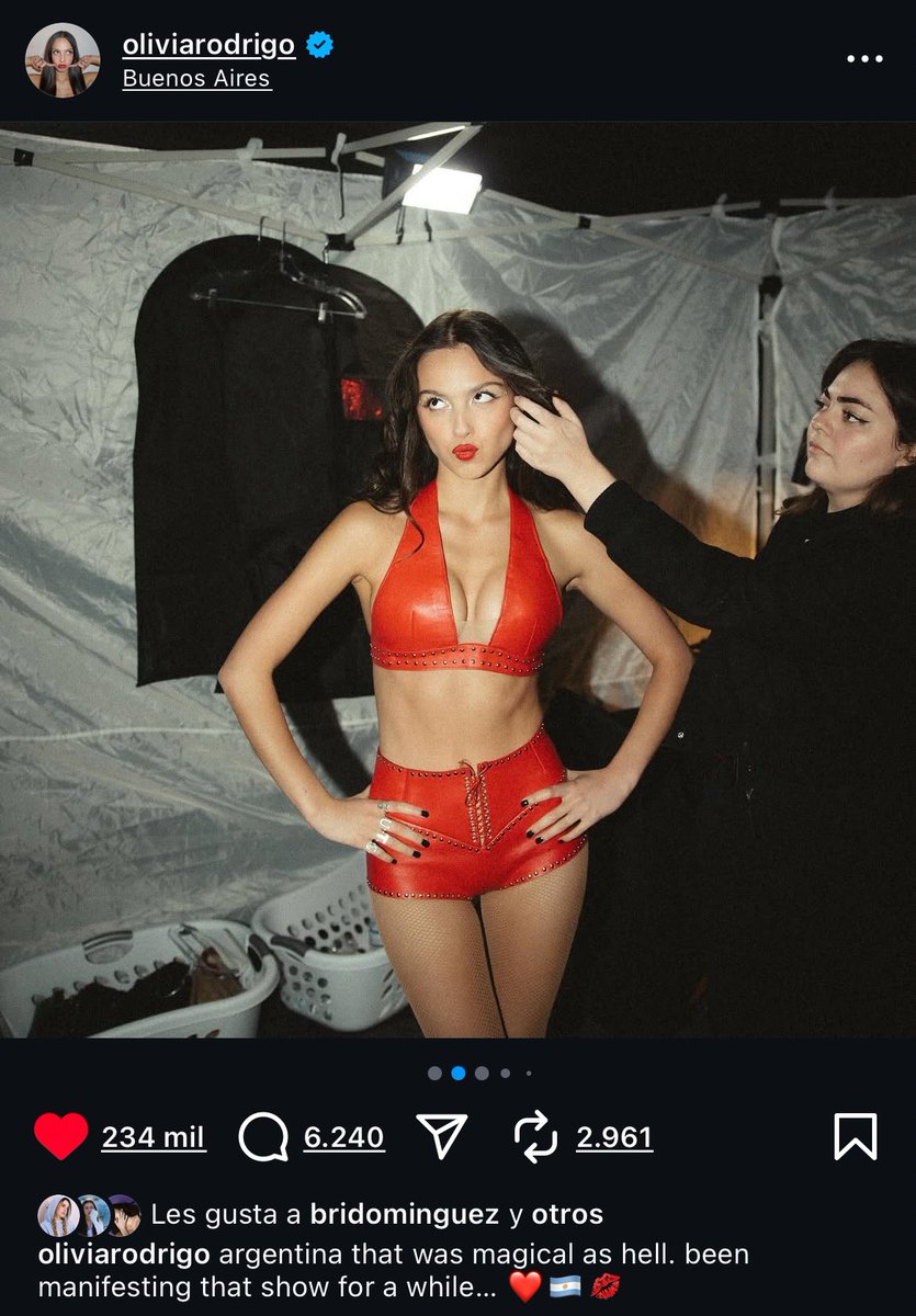 popstarmount's tweet photo. como vas a decir que estuviste manifestando este show tanto tiempo aaaaa olivia rodrigo volve pero a river YAAAA https://t.co/DupTkTG0Z5