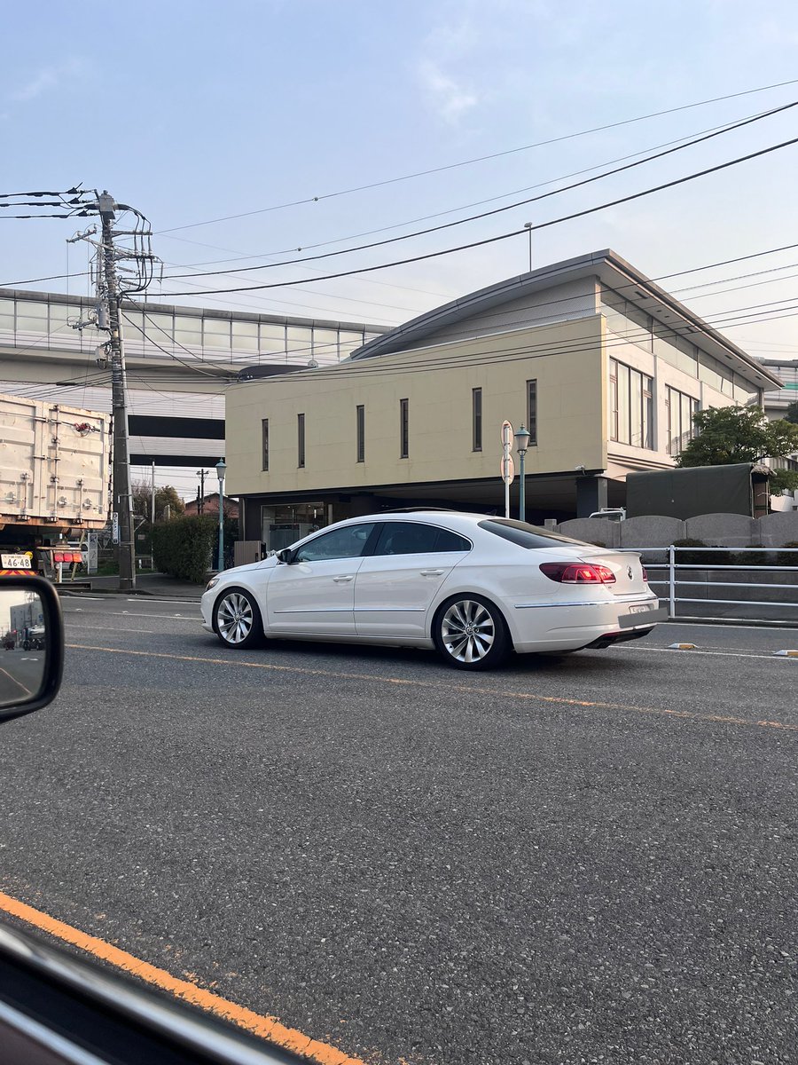 ぱいそん tweet media