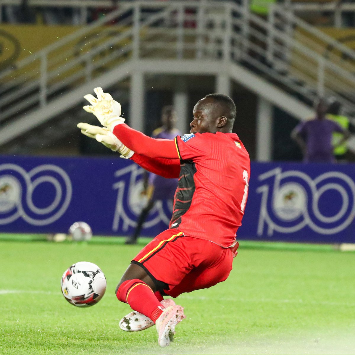 Massive congratulations to our former custodian <a href="/AlionziN/">Alionzi Nafian</a> and the entire <a href="/UgandaCranes/">Uganda Cranes</a> team for the hard-fought victory over Guinea in the 2026 <a href="/FIFAWorldCup/">FIFA World Cup</a> qualifiers. That last-minute big save was top-notch, showcasing the brilliance we’ve always known you for. Forever proud