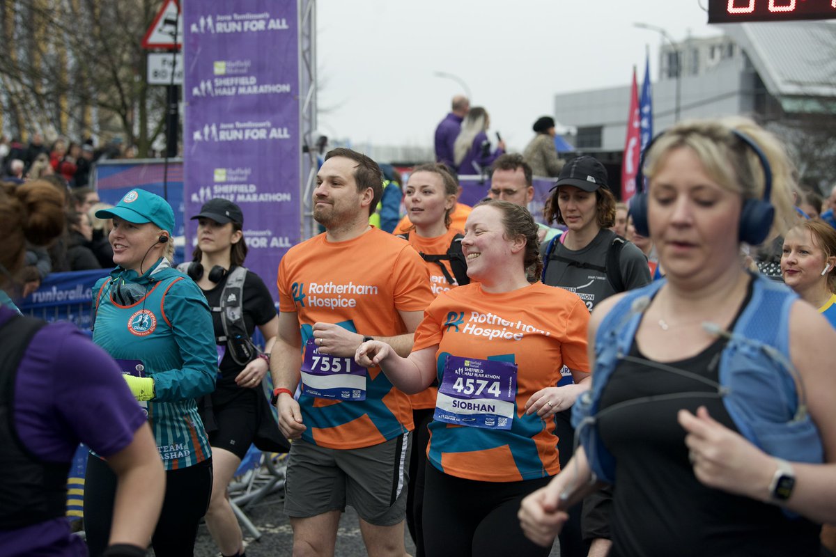 RotherHosp's tweet photo. you ran, you cheered, you gave β and weβre so grateful π
#TeamRH smashed the Sheffield Half and raised Β£18,518 (and counting!) for Rotherham Hospice π§‘
you made a rother big difference. thank you!
#SheffieldHalf #LivingLifesWishes #RotherGood https://t.co/RCG0bDvnet
