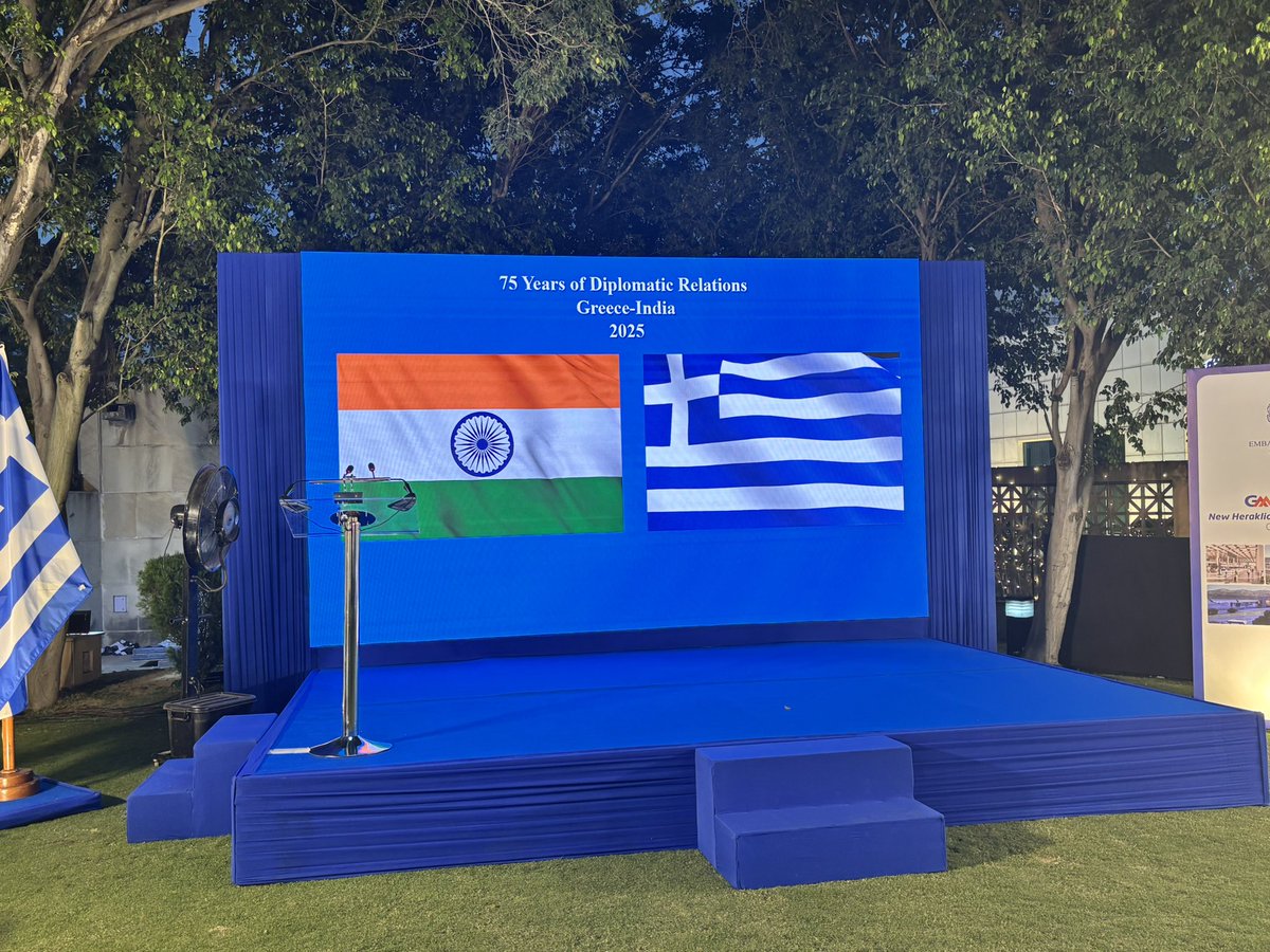 sswami_iitd's tweet image. Honored to met H.E. Ms. Aliki Koutsomitopoulou, @GreeceinIndia Ambassador of Greece, on the occasion of the Greek National Day celebration. Engaging in Greece’s rich cultural heritage and exploring avenues to deepen cultural and economic 
#GreekNationalDay #CulturalDiplomacy