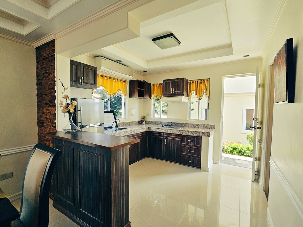 sofia_dreamhome's tweet photo. I can work all day with this well- ventilated kitchen. 👌 https://t.co/NyyHDCaCWS