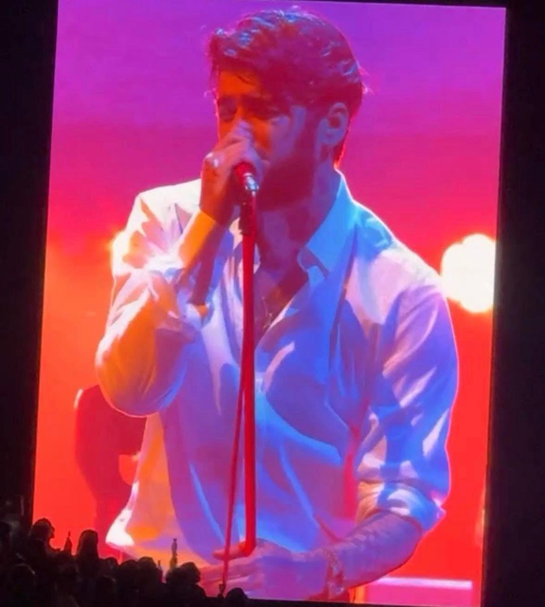 FUA PERO ZAYN MALIK CON CAMISA BLANCA NUEVA DEBILIDAD DESBLOQUEADA QUE HOMBRE #ZaynSTTSTourMexico