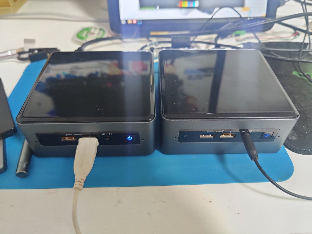 cocoH2OS's tweet photo. 好久没来这边了（
这是这段时间搞过的东西，看看就好 https://t.co/kqQZ5LgJ10