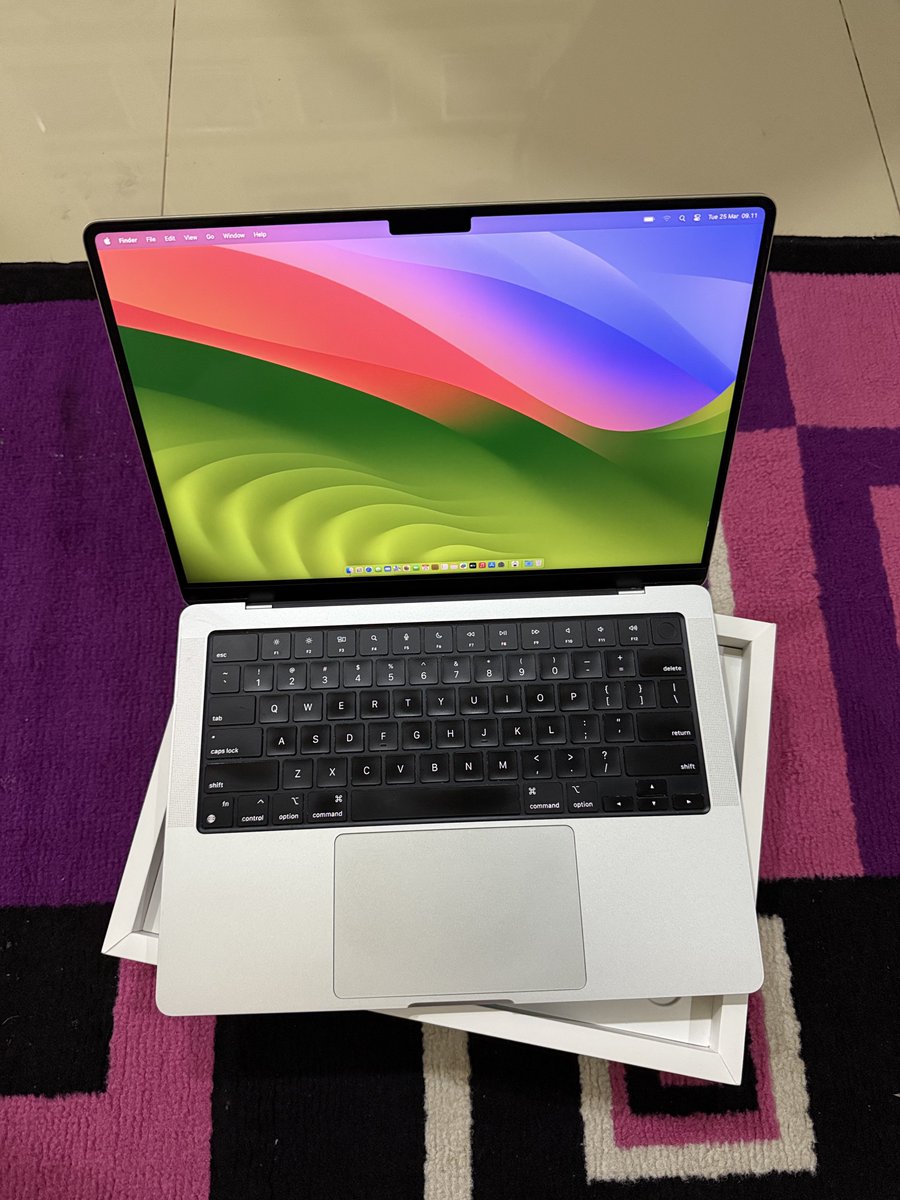 bhaguz_403's tweet photo. Dijual spek mantab MBP 14 inci M1 Pro nih! 😎
Permisi mau jual MacBook Pro 14 inci M1 Pro warna Silver. Spek 512/16 fullset muluuus resmi 🇮🇩, semua sehat batere masih joss banget.

Harga 18.2 jt free ongkir boleh kalau ga jauh. Minat cuss DM ya! Bantu RT gaes thank you 🙏🏼 https://t.co/OidPO0JSSo