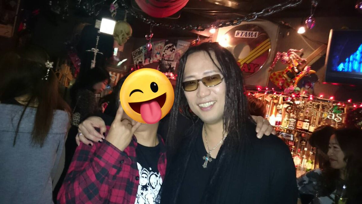 heavymoon7 tweet picture