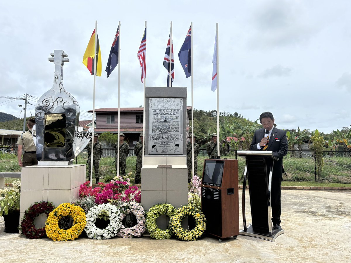 AbuBlake's tweet photo. An honour to visit #bario #sarawak for the 80th anniversary commemoration of 🇬🇧 🇦🇺 🇳🇿 Op Semut parachute jump heralding Borneo’s liberation in WWII. Such a welcome from the local #kelabit community, sharing their unique culture and amazing history  🙏 https://t.co/lsICJlz3AW