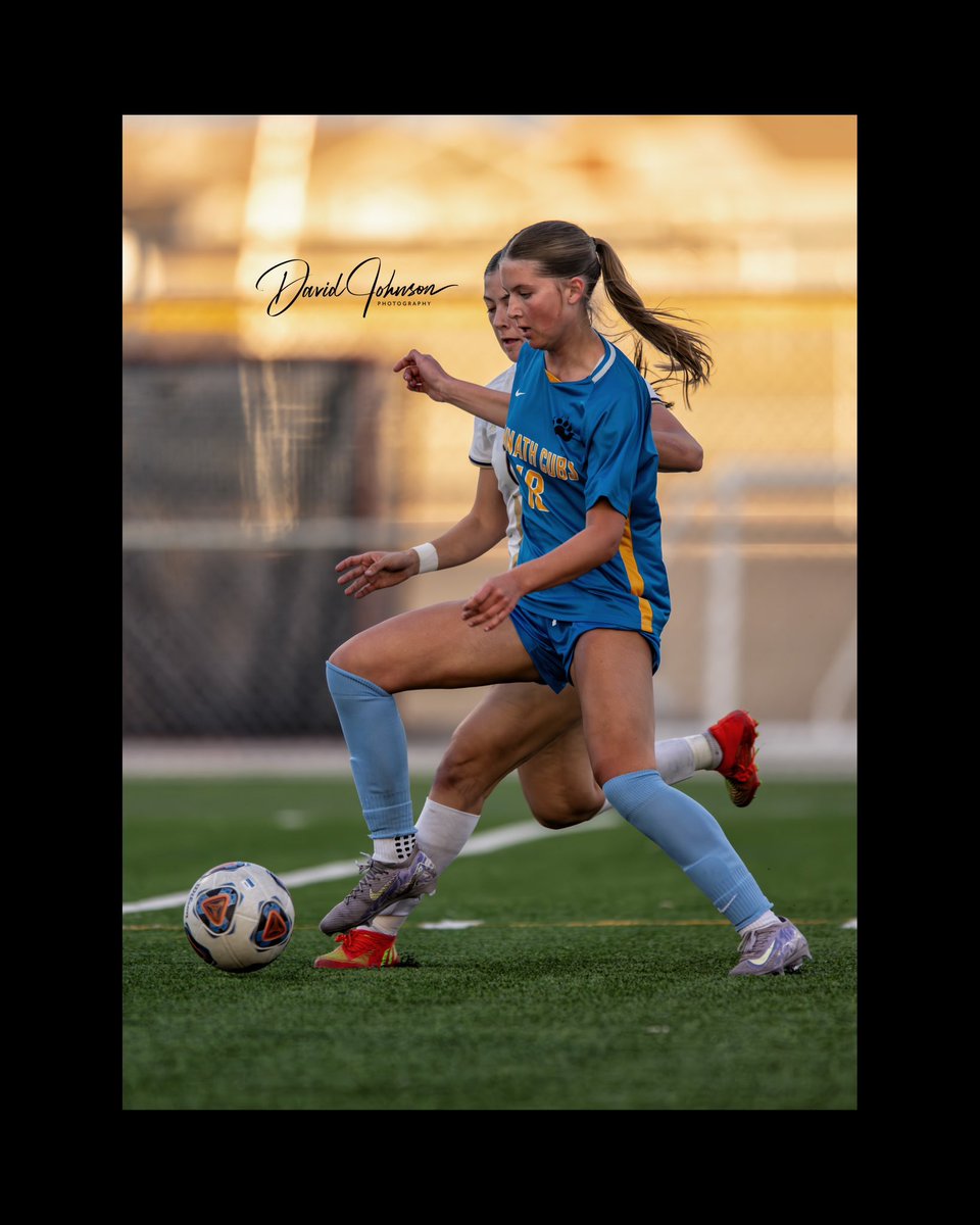 DavidJohnsonPh2's tweet photo. Timnath High girls soccer faced Fort Collins High in a home game this evening. 

#soccer #sports #photographer #photograghy @PSD_ATHLETICS https://t.co/H58R4CMqmI