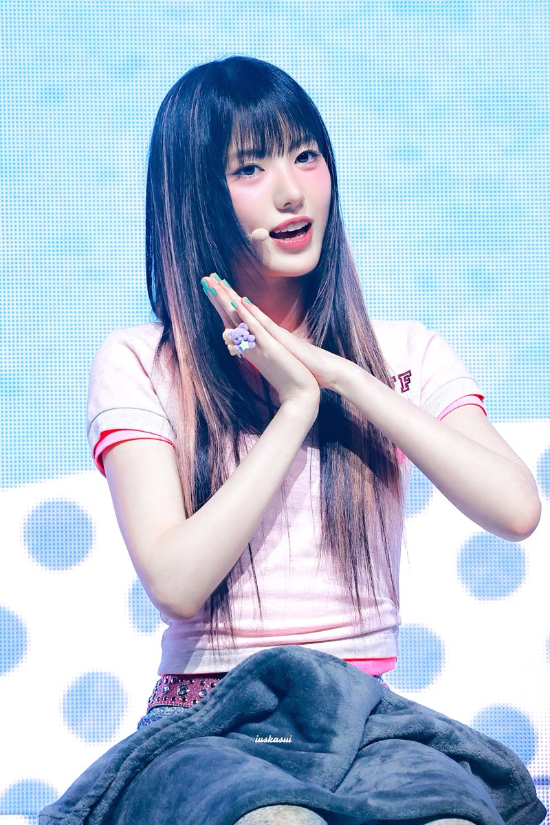 iuskasui's tweet image. 250324 쇼케이스 ⋆｡‧˚ʚ🍒ɞ˚‧｡⋆ 

#KiiiKiii #키키 #SUI #수이