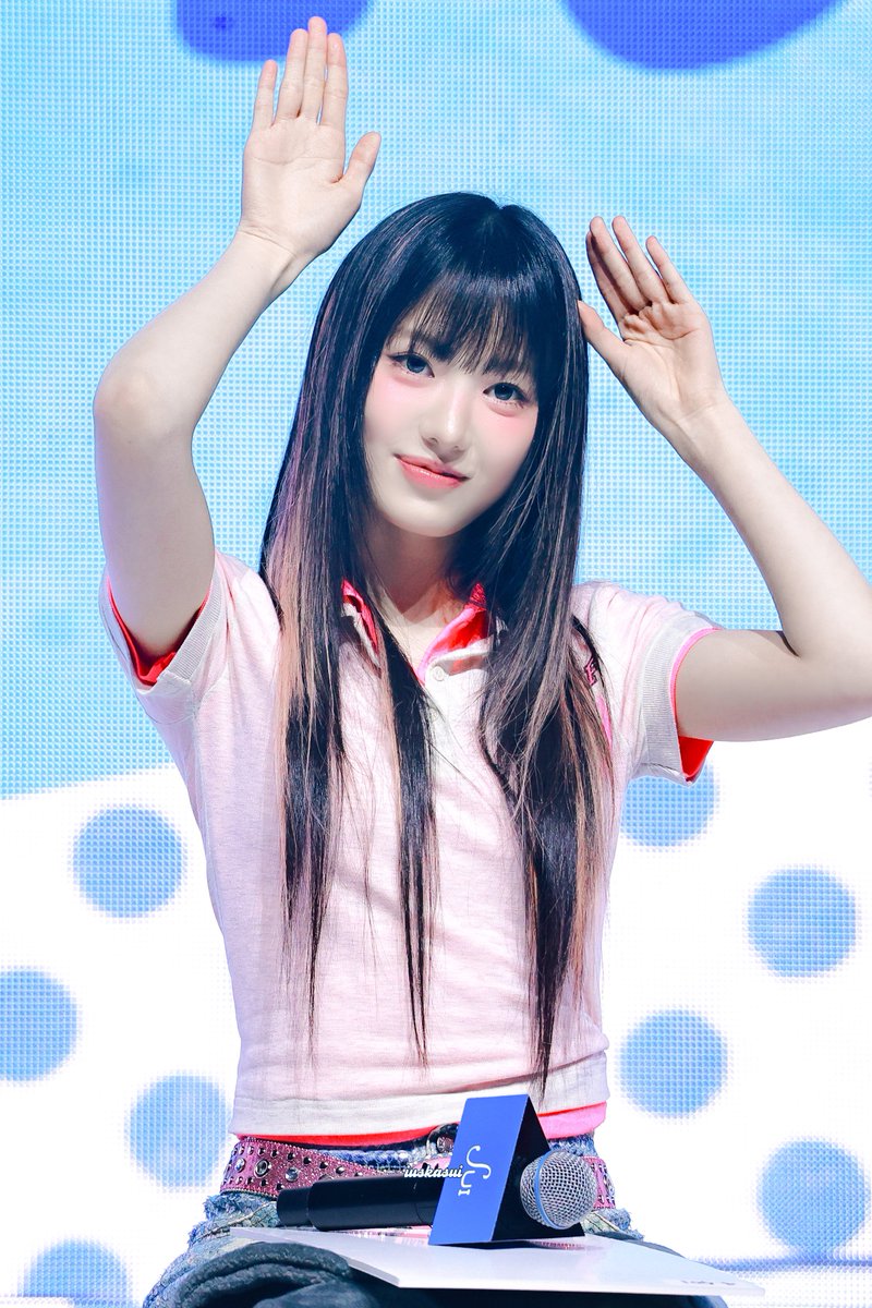 iuskasui's tweet image. 250324 쇼케이스 ⋆｡‧˚ʚ🍒ɞ˚‧｡⋆ 

#KiiiKiii #키키 #SUI #수이