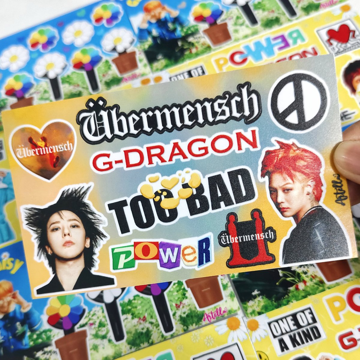 CutieArtella_'s tweet photo. G-Dragon Bigbang Sticker ๐ผ
(Waterproof / Matte Laminated) ๐
SHOPEE โฌ๏ธโฌ๏ธโฌ๏ธ
https://t.co/xOPGBnpfYD
(Open for bulk orders)
best used for Cellphone, Laptop, Aqua flask, Tumble, Tablet, Stationary, Notebook etc. #waterproofStickers #gdragon #bigbang #vip #kpop #artella https://t.co/v1iFhk5Odv