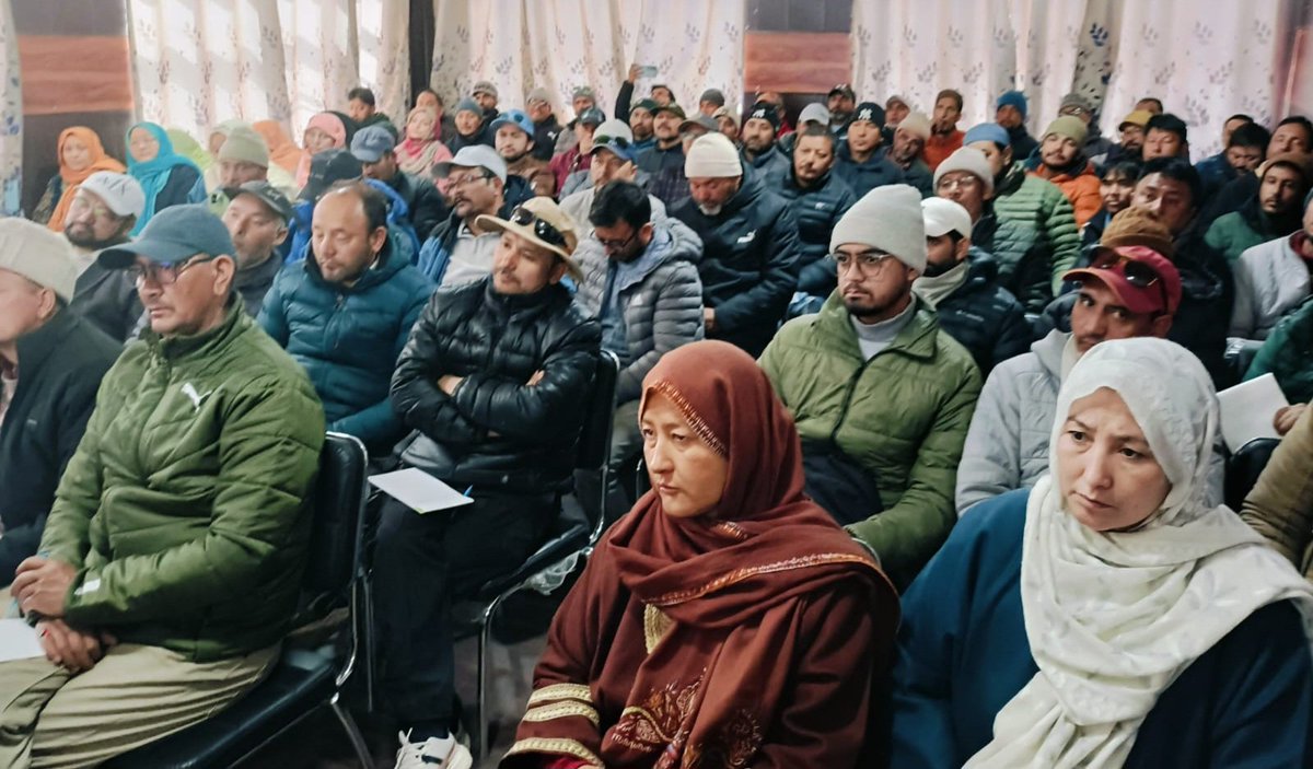 DietKargil's tweet image. @parakh_ncert &amp;amp; @DietKargil collaborated on a workshop for implementing HPC on March 25, 2025, for teachers of #kargilDistrict. Led by Prof @IndraniBhaduri, experts from PARAKH, NCERT shared insights on #NEP2020-aligned assessment reforms &amp;amp; #HolisticProgressCard.
@DIPR_Kargil