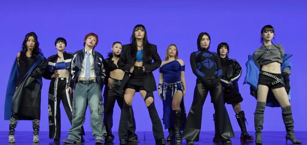 WSWF_UPDATES's tweet photo. Team KOREA "BUMSUP"

HONEY J (HipHop)
HYOIN CHOI (HipHop)
RIHEY (HipHop)
NOZE (Choreography)
LEEJUNG (Choreography)
GABEE (Choreography)
MONIKA (HIPHOP)
AIKI (Choreography)
LIP J (Waacking)

#월드오브스우파 #스우파3 #스우파
#WorldOfSWF #SWF3 #SWF https://t.co/ocjlucfCWY