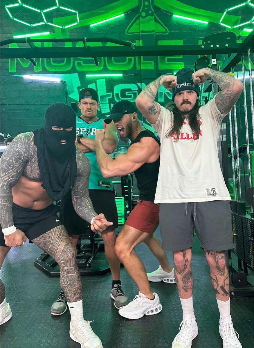 Four letters, one word. ⟡ @WWEUsos parody. tweet media