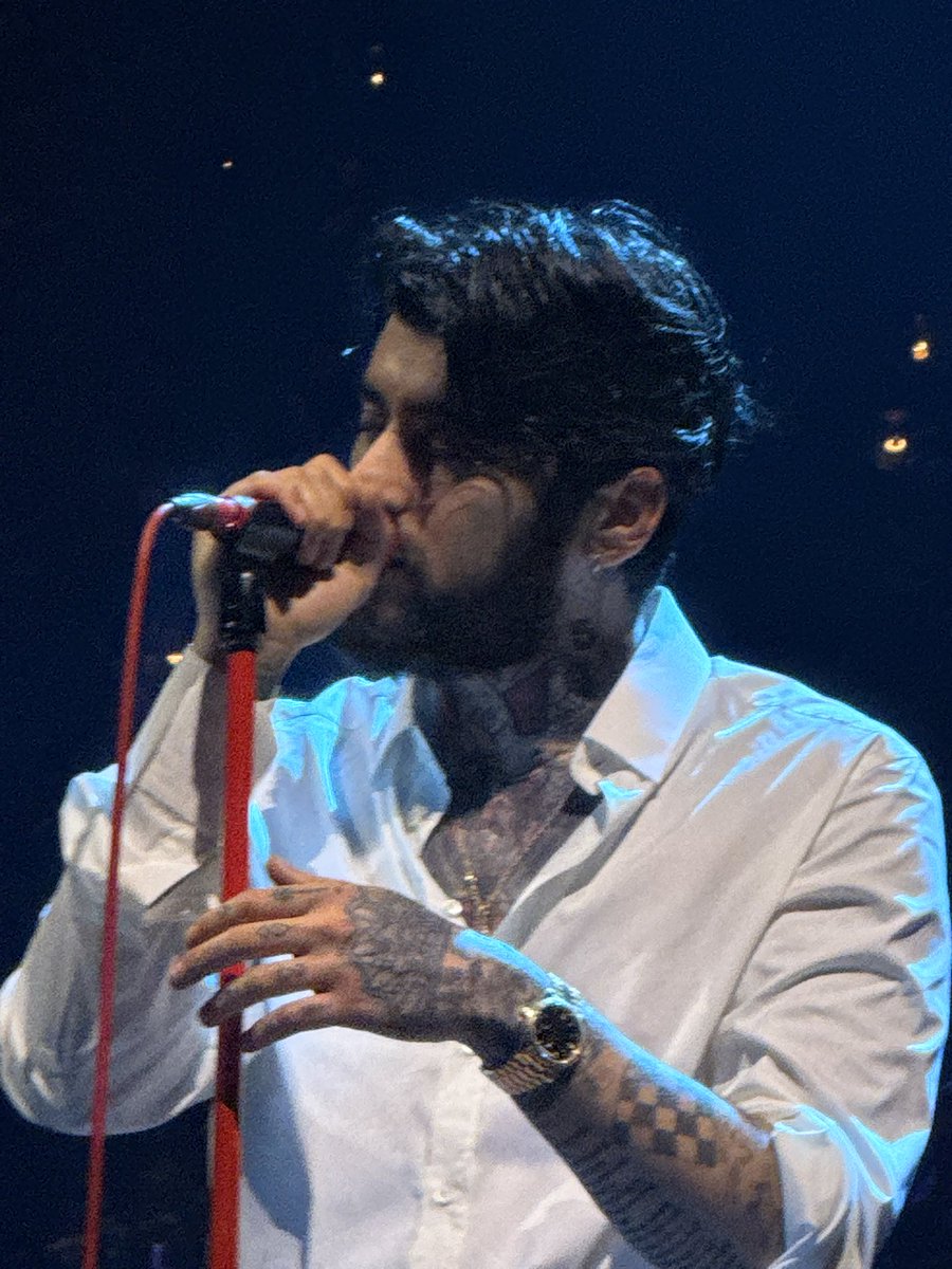 IIanetM's tweet image. parecía príncipe 😩

#ZaynSTTSTourMexico #STTSTourMexico