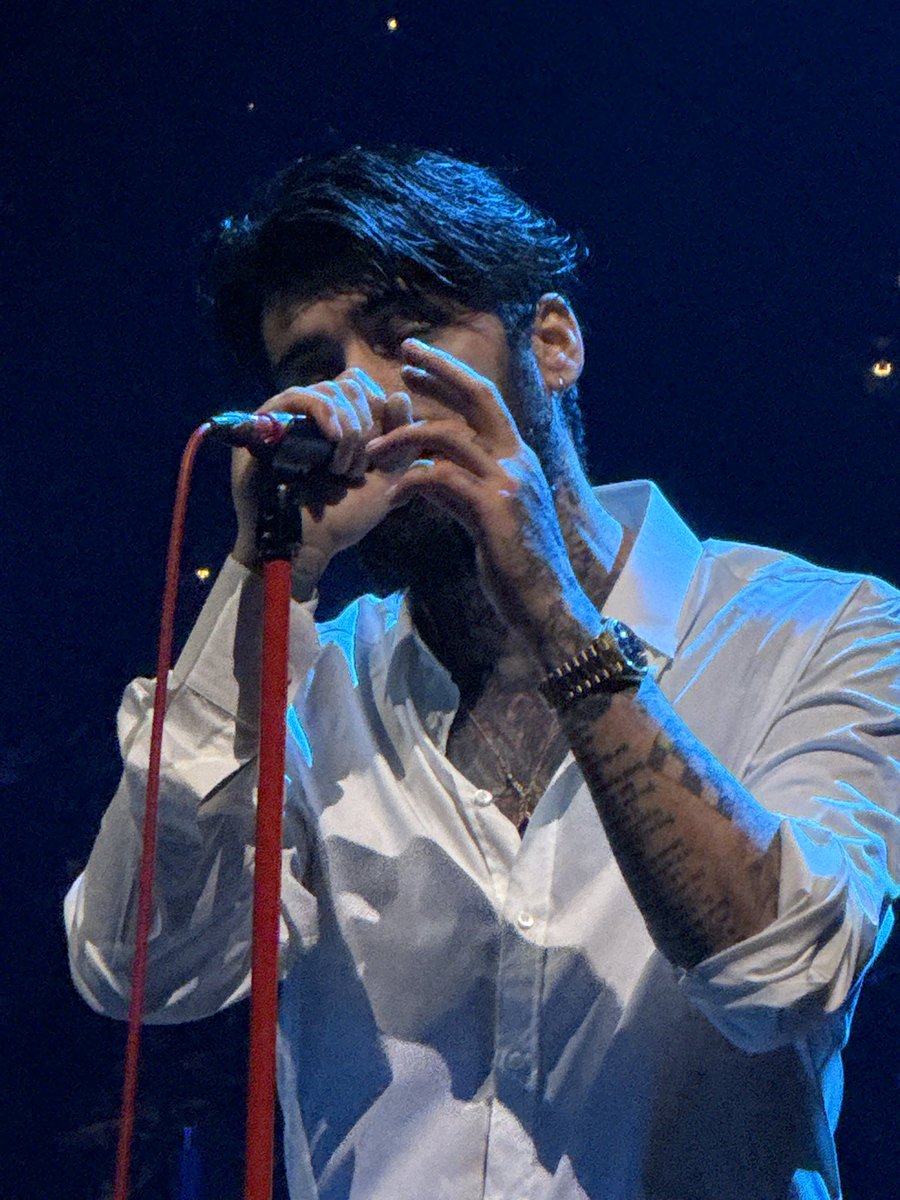 IIanetM's tweet image. parecía príncipe 😩

#ZaynSTTSTourMexico #STTSTourMexico