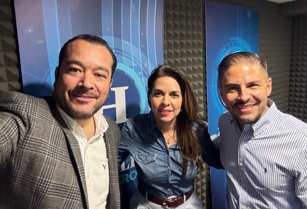 Alfredo Ceja (@alfredocejar) on Twitter photo 📻 Hoy en #DeFrenteEnJalisco por el <a href="/heraldoradioGDL/">Heraldo Radio Guadalajara</a> tuvimos mesa de dirigentes de Partidos, platicamos con <a href="/LauHaro/">Laura Haro Ramírez</a> del <a href="/PRIJALOFICIAL/">PRI Jalisco</a> y <a href="/abelhdzm/">Abel Hdz</a> del <a href="/PAN_Jalisco/">PAN Jalisco</a> en representación de <a href="/jpablocolin/">Juan Pablo Colín</a>, sobre la desaparición del INAI y las marchas de la CNTE 📻
#ComunicamosCreando 📻 Hoy en #DeFrenteEnJalisco por el <a href="/heraldoradioGDL/">Heraldo Radio Guadalajara</a> tuvimos mesa de dirigentes de Partidos, platicamos con <a href="/LauHaro/">Laura Haro Ramírez</a> del <a href="/PRIJALOFICIAL/">PRI Jalisco</a> y <a href="/abelhdzm/">Abel Hdz</a> del <a href="/PAN_Jalisco/">PAN Jalisco</a> en representación de <a href="/jpablocolin/">Juan Pablo Colín</a>, sobre la desaparición del INAI y las marchas de la CNTE 📻
#ComunicamosCreando