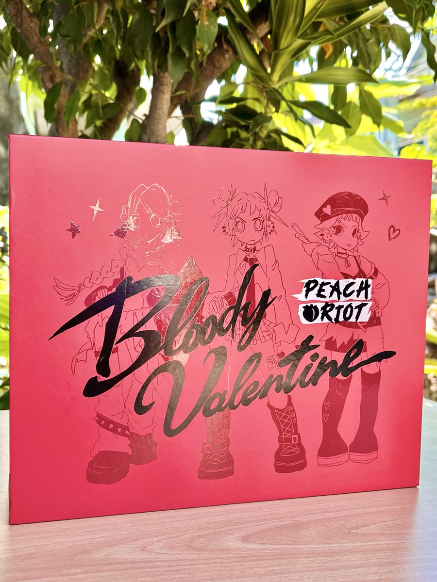 Super love the figs so much!!!!! 😩❤️‍🔥

Peach Riot Bloody Valentine Hanging Card ❤️‍🔥