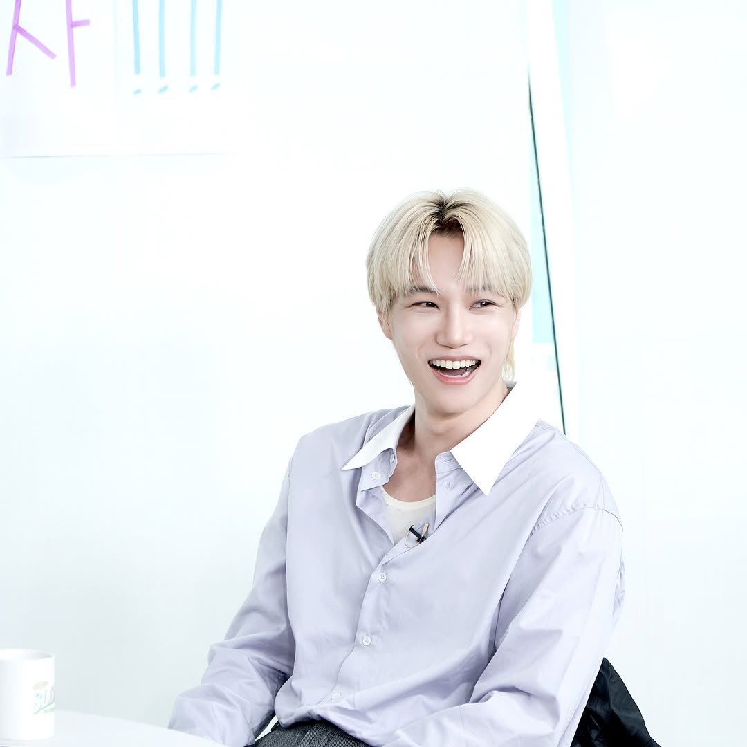 knockknock0408's tweet photo. KAI - teo.universe ins : 
살롱 안에 두 글자! (🐻: 뭐라고?!)

정답: 카이

☕️2025.4.1 (화) 오후 6시 TEO 유튜브

#카이 #장도연 #살롱드립2 #SalonDrip #TEO #테오 https://t.co/r3iEpRmyxK