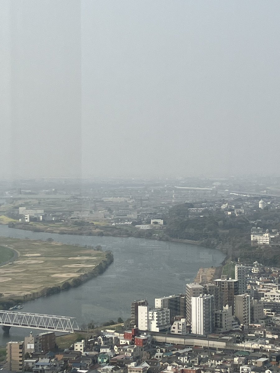 bharmti's tweet photo. 黄砂🌪️🤧
#yellowsand #asiandust https://t.co/2arGioMG6Z