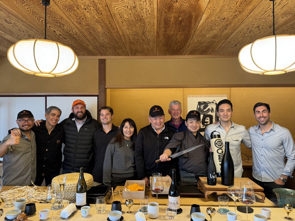 素晴らしいお寿司をごちそうしてくれた下條さん、本当にありがとうございました。 さらに嬉しいことに、ビットコイン での支払いを快く受け入れてくれました！日本でビットコインを少しずつ広めています！