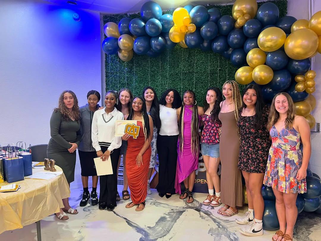 Coach Ronnie Jones (@team_hornets) on Twitter photo <a href="/VistaGirls/">Desert Vista Girls Basketball</a> 2025 Banquet was a vibe tonight. These ladies are absolutely amazing. Wishing our seniors great success. #ThunderNation ⚡⚡ <a href="/VistaGirls/">Desert Vista Girls Basketball</a> 2025 Banquet was a vibe tonight. These ladies are absolutely amazing. Wishing our seniors great success. #ThunderNation ⚡⚡