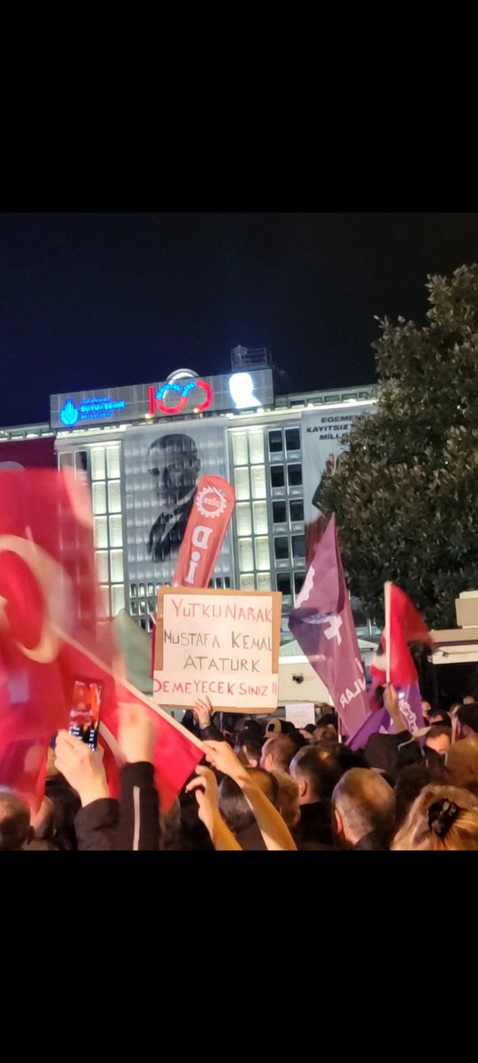 Bu topraklardan hepinizi söküp atacağız! Biz tarih boyunca hep kazandık, yine kazanacağız! #sarachanedeyiz