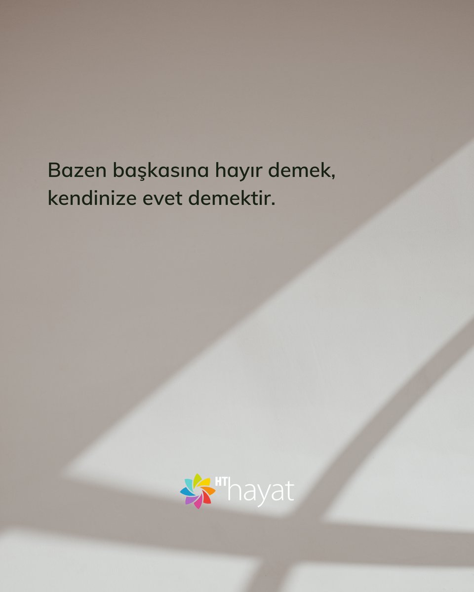 #birhatırlatma :

Hayatta herkesi memnun etmeye çalışırken kendimizi ne kadar unuttuğumuzu fark etmek bazen zaman alıyor. Oysa birine “hayır” demek, bencillik değil; kendine değer vermektir.🤍